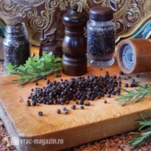 Piper negru boabe – 10kg/sac